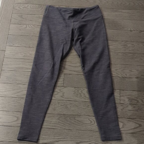 Women Lululemon Heather Gray Align Leggings - Size 6 Great Condition - Picture 3 of 5